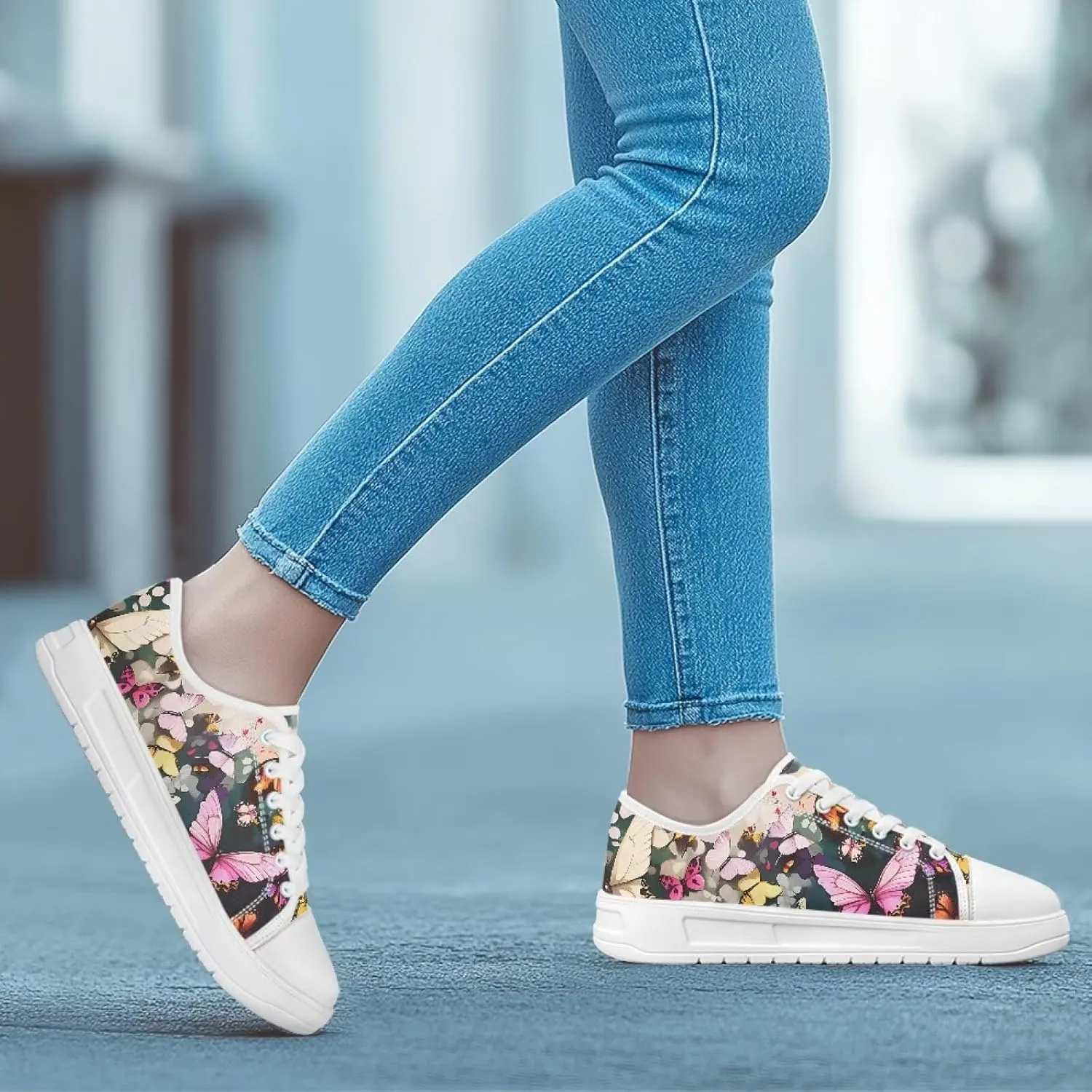 Canvas Shoes for Women Low Top Casual White Black Sneakers Womens Lace Up Fashion Comfortable Walking Shoes
