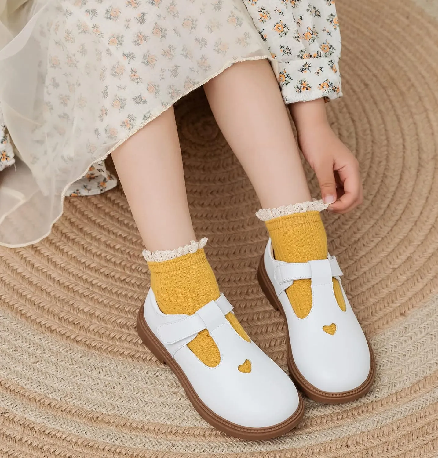 DADAWEN Girls Dress Shoes Mary Jane Flats Back to School Party Wedding Shoes(Toddler/Little Kid/Big Kid)