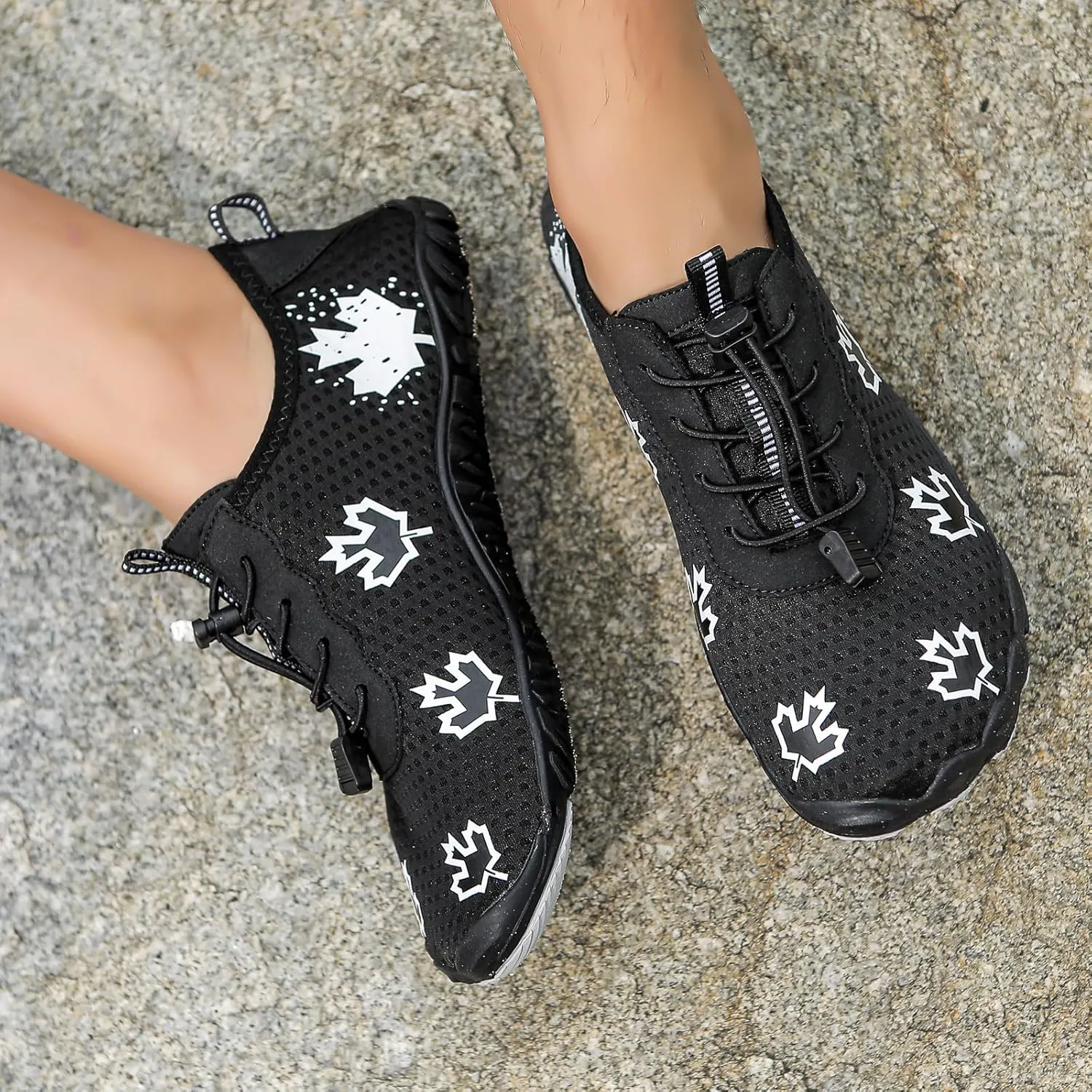 Hike Barefoot Shoes Women Wide Toe Box Mens Grounded Footwear Maple Leaf Print Non-Slip Water Shoe Lightweight Sneakers for Hiking Running Swimming Fishing Couple Athletic Runing Breathable Sneaker