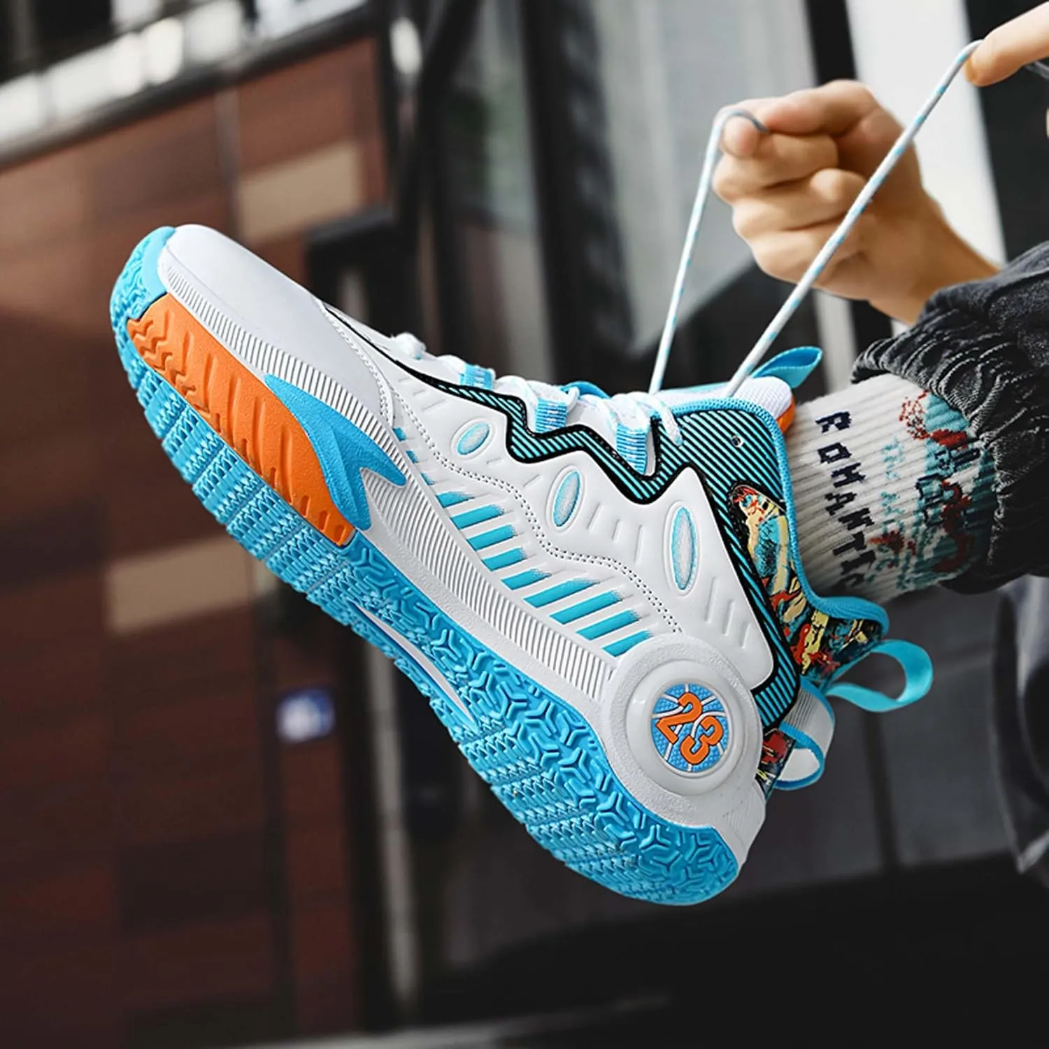 Mens and Womens Lace Up Mid Top Basketball Sneakers Non Slip Rubber Sole Running Shoes Wear Resistant Outdoor Hiking Shoes Lightweight Carrying Casual Walking Shoes Badminton Sneakers