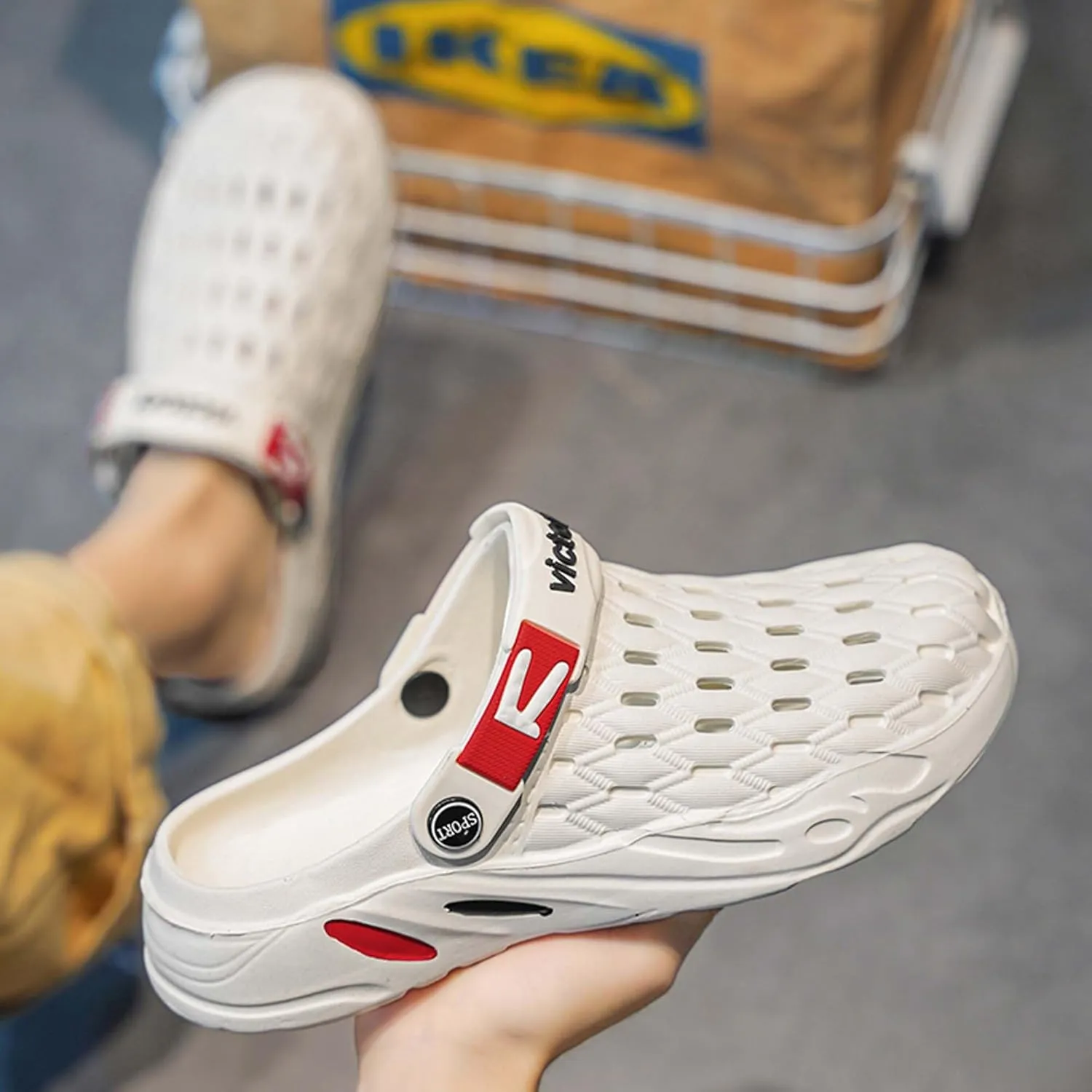 Men's fashion garden clogs, arch support, woven look design, EVA material, lightweight, durable, non-slip, beach shoes, gardening shoes, indoor and outdoor sandals.