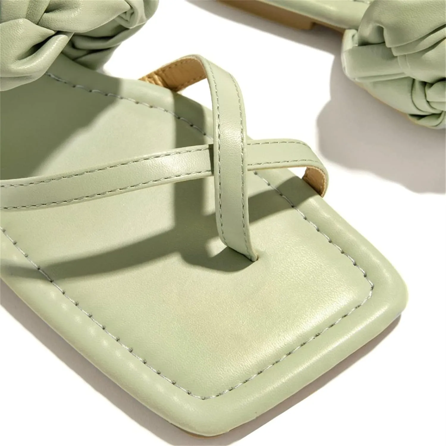 Open Square Toe Flats Women's Cross Strap Woven Leather Flat Sandals Summer Casual Thong Flip Flops Low-Heeled Platform Toe Ring Sandals Streetwear Fashion Beach Shoes