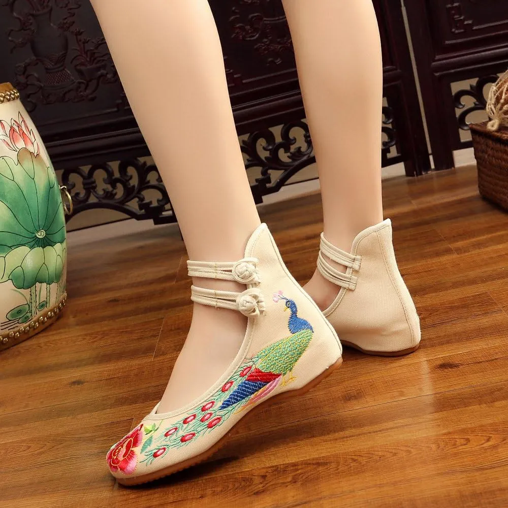 Qhome Women's Chinese Traditional Peacock Embroidered Oxfords Sole Cheongsam Walking Mary Janes Flats