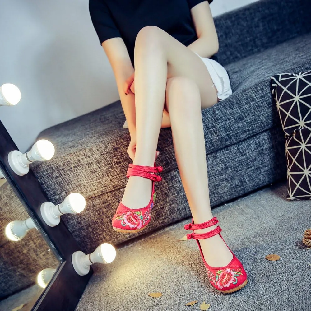 Qhome Women's Chinese Traditional Peacock Embroidered Oxfords Sole Cheongsam Walking Mary Janes Flats