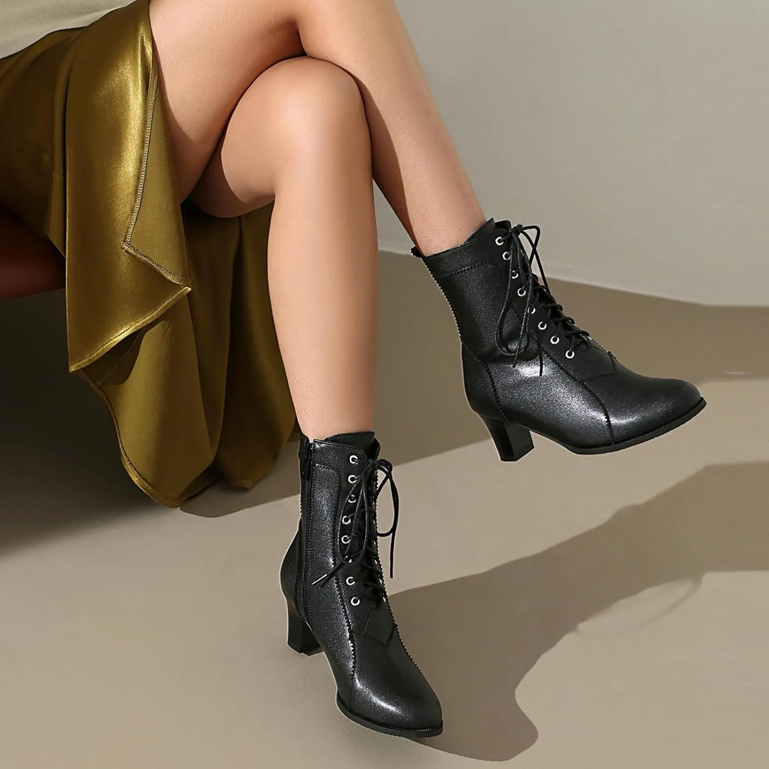 Uniquelly Women Vintage Victorian Boots Kitten Heel Lace Up Ankle Boots 70s Witch Granny Booties Side Zipper Round Toe Victorian Shoes