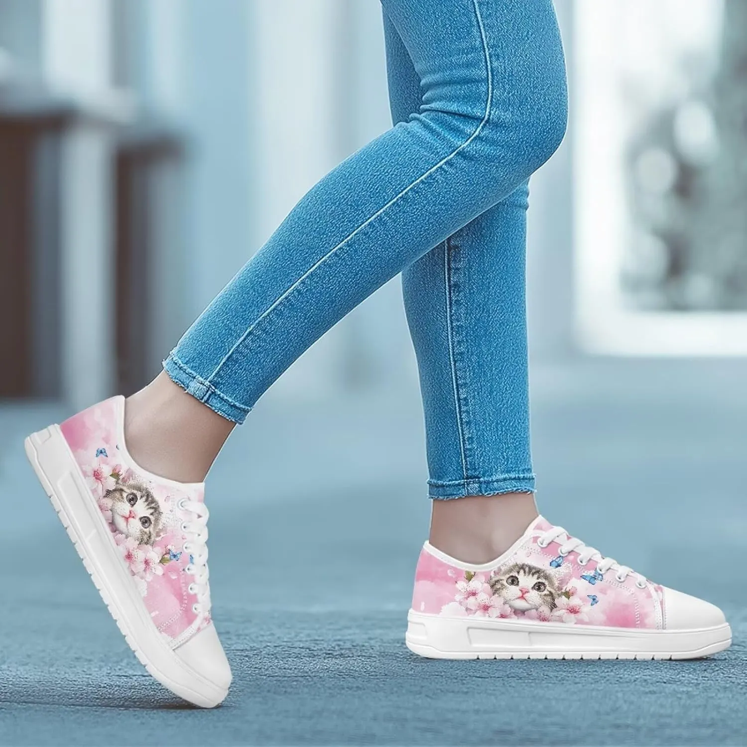 White Sneakers for Women Low Top Canvas Shoes Womens Walking Shoes Women's Fashion Sneaker Lace Up Casual Tennis Shoe