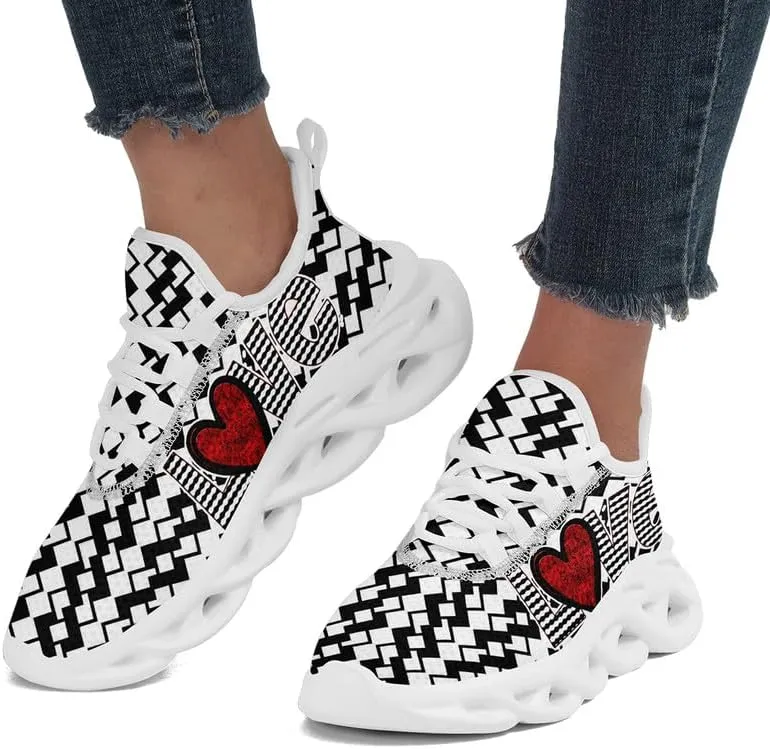 Women's Love Print Sneakers, Lightweight Breathable Casual Walking Shoes – Trendy Romantic Heart Design Athletic Sneakers