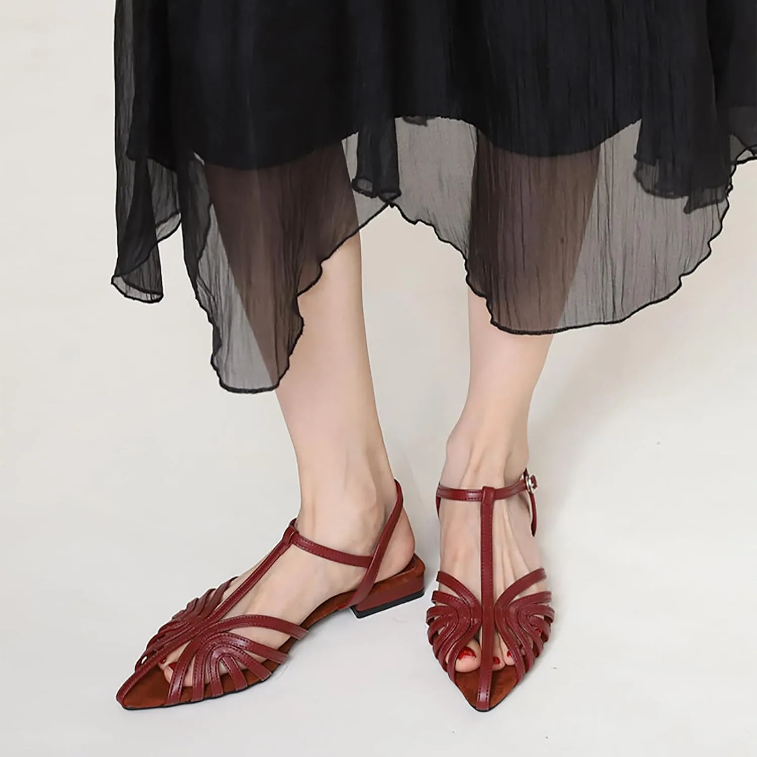 Women'S Strappy Pointed Closed Toe Low Chunky Heel Roman Sandals Fashion Adjustable Buckle Cut Out Cage Comfortable Flat Fisherman Sandals Casual Summer Breathable T Strap Beach Sandals