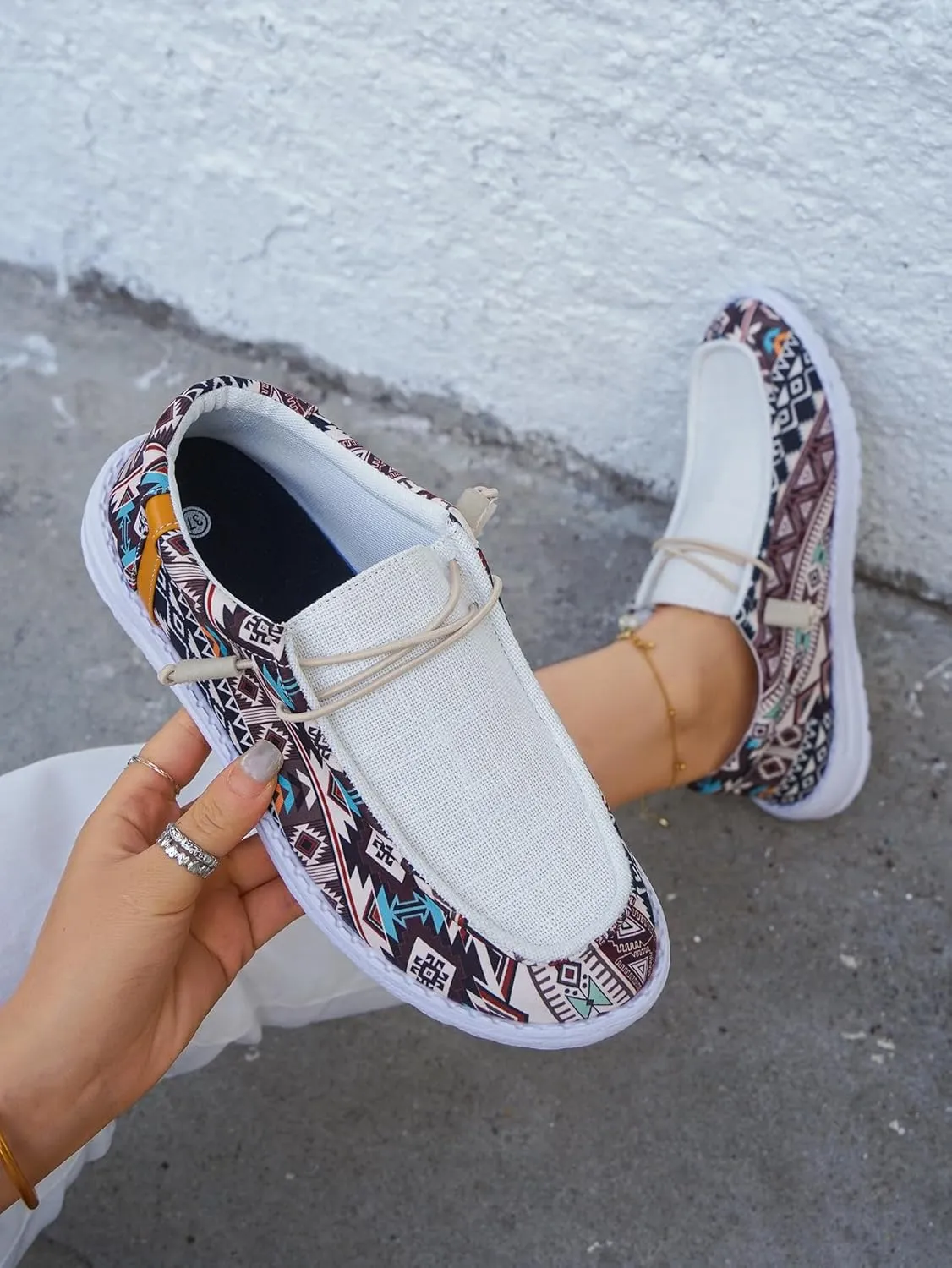 Women's White Upper Aztec Print Canvas Loafers Elastic Strips Closure Slip-on Sneakers Sporty Coolgirl's Comfort Boat Shoes Unisex Lightweight Breathable Sports Shoes for Women/Men Adults/Teenagers