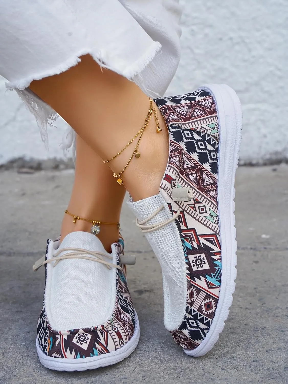 Women's White Upper Aztec Print Canvas Loafers Elastic Strips Closure Slip-on Sneakers Sporty Coolgirl's Comfort Boat Shoes Unisex Lightweight Breathable Sports Shoes for Women/Men Adults/Teenagers